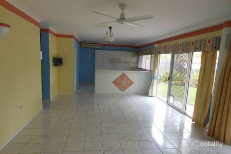 Property photo of 2/22 Springfield Crescent Manoora QLD 4870