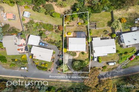 Property photo of 104 Flagstaff Gully Road Lindisfarne TAS 7015