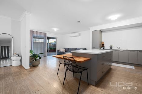 Property photo of 44 Horsley Street Thornhill Park VIC 3335