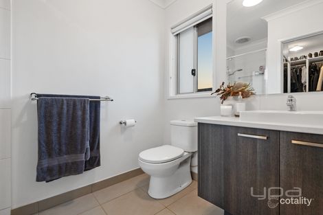Property photo of 44 Horsley Street Thornhill Park VIC 3335
