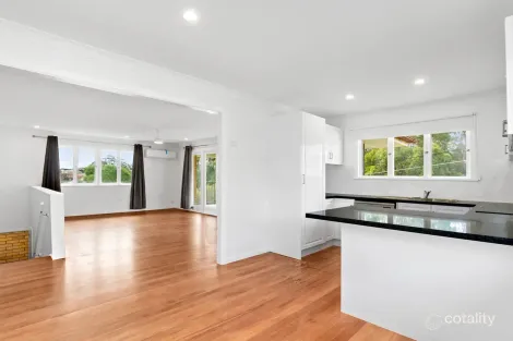 Property photo of 34 Maundrell Terrace Chermside West QLD 4032