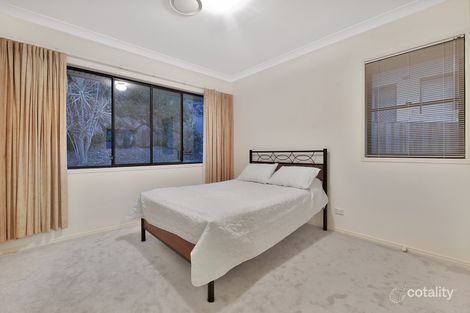Property photo of 10 Bartok Place Mount Ommaney QLD 4074