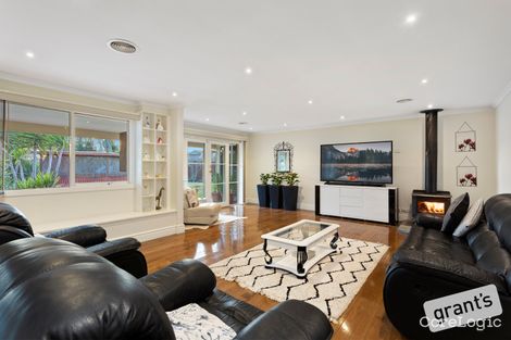 Property photo of 8 Jacques Road Narre Warren North VIC 3804