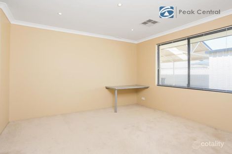 Property photo of 20 Swallowtail Avenue Success WA 6164