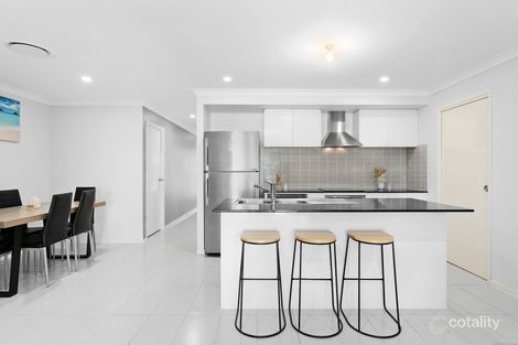 Property photo of 30 Yeramba Road Summerland Point NSW 2259