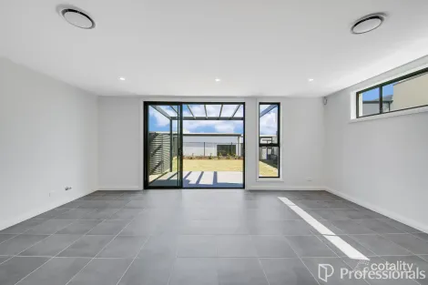 Property photo of 35 Brangus Loop Oran Park NSW 2570