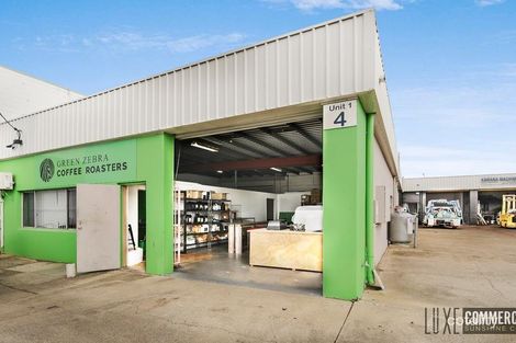 4 Commerce Ave, Warana, QLD 4575