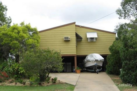 25 Chatswood Cres, Blackwater, QLD 4717