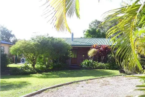 5 Eastbourne Tce, Macleay Island, QLD 4184