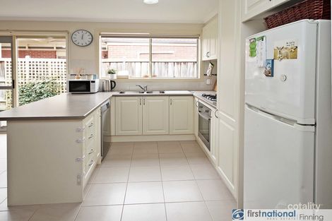 Property photo of 5 McCallum Drive Cranbourne East VIC 3977
