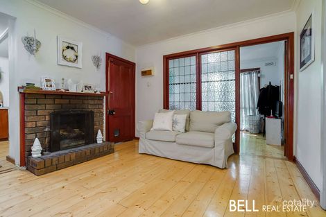 Property photo of 31 Jeeves Avenue Kalorama VIC 3766