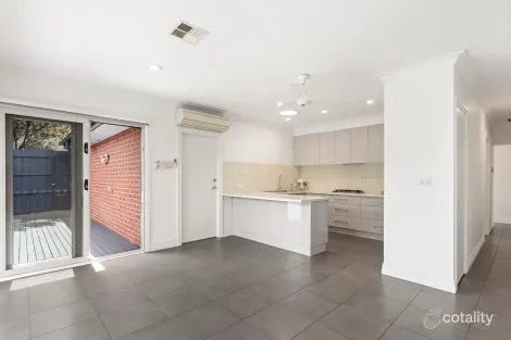 Property photo of 2/8 Ebden Avenue Black Rock VIC 3193