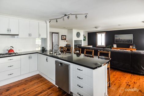 Property photo of 22 Hughes Street Kelso NSW 2795