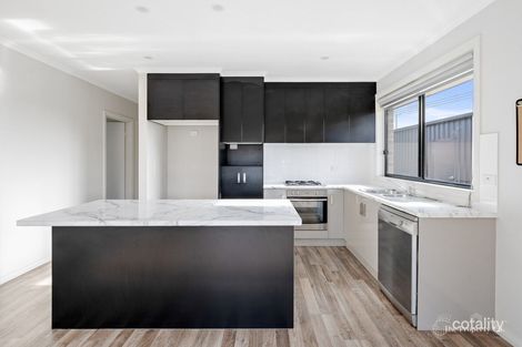Property photo of 3 Mickail Court Mount Gambier SA 5290