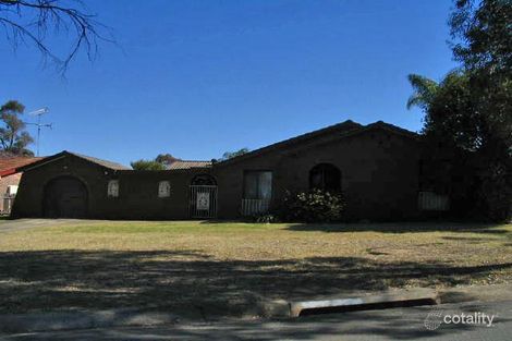 9 Afternoon Ct, St Clair, NSW 2759