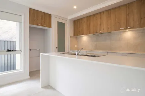 Property photo of 30 Karinyup Circuit Heddon Greta NSW 2321