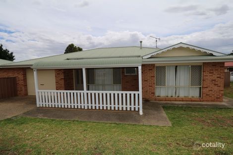 Property photo of 4/1 Juniper Place Forest Hill NSW 2651