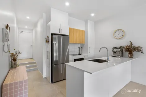 Property photo of 6/66 Gamelin Crescent Stafford QLD 4053