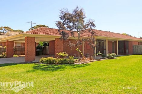 Property photo of 18 Messmate Court Mount Martha VIC 3934