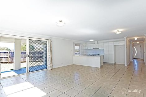 Property photo of 1 Jonathon Court Flinders View QLD 4305