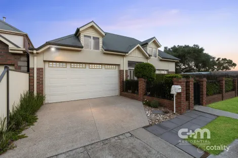Property photo of 21 Lake Avenue Pascoe Vale VIC 3044