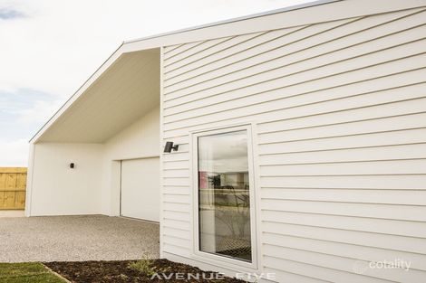 Property photo of 9 Sinclair Circuit Winchelsea VIC 3241