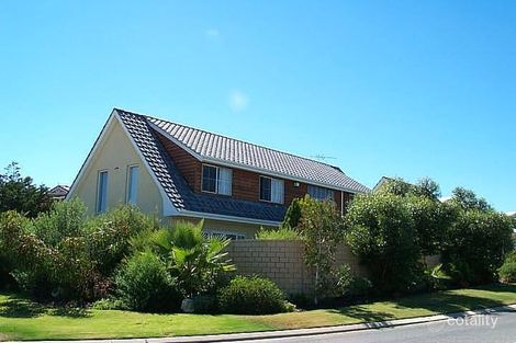 2 Rose Bay Ct, Kallaroo, WA 6025