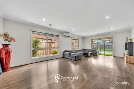 Property photo of 27 Hounslow Drive Wyndham Vale VIC 3024