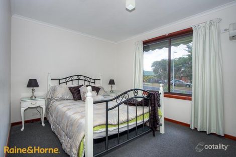 Property photo of 6 Ramsay Court Sunbury VIC 3429