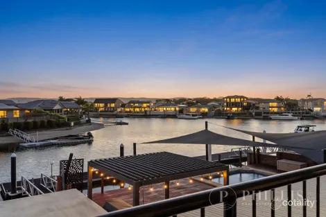 Property photo of 44 Oxley Drive Paradise Point QLD 4216