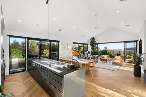 17 Maxela Ct, Daylesford, VIC 3460