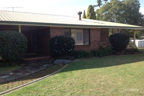 Property photo of 2 Shiraz Court Wilsonton Heights QLD 4350