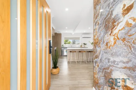 Property photo of 2 Guide Street Jamboree Heights QLD 4074