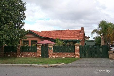 5 Abbott Way, Wilson, WA 6107