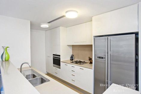 Property photo of 19/5 Juniper Drive Breakfast Point NSW 2137