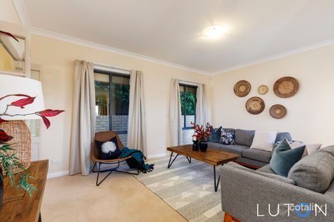 Property photo of 6 Van Praag Place Gordon ACT 2906
