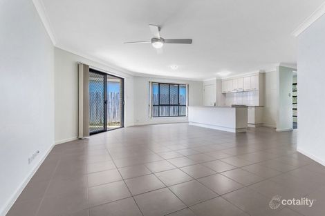 Property photo of 28 Fred Pham Crescent Doolandella QLD 4077