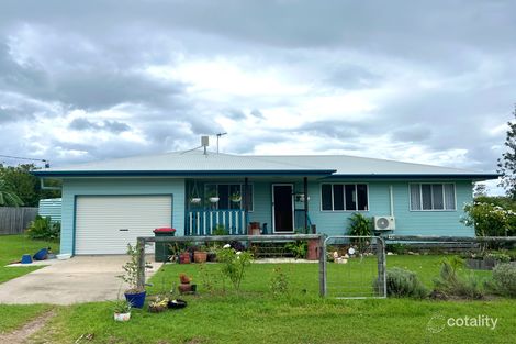 12 Hickman St, Bororen, QLD 4678