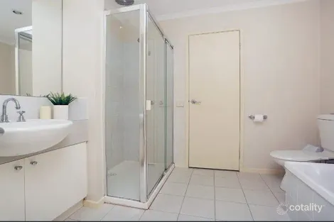 Property photo of 35 Highview Road Bentleigh East VIC 3165