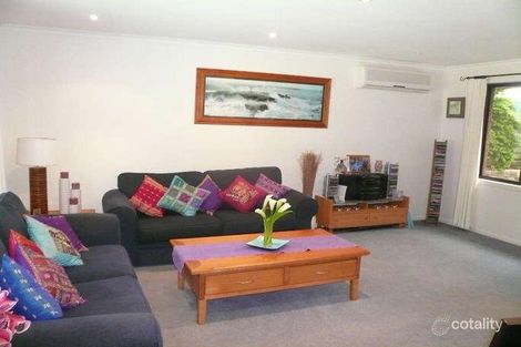 Property photo of 62 Wendy Drive Point Clare NSW 2250