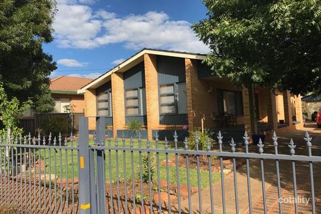 Property photo of 3 Margaret Crescent Dubbo NSW 2830