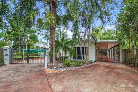 2 Wallum Cl, Holloways Beach, QLD 4878