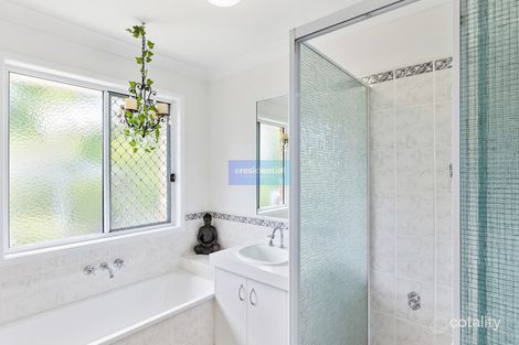 Property photo of 30 Kummara Road Edens Landing QLD 4207