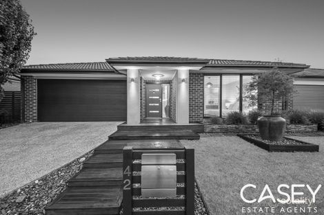 Property photo of 42 Lemon Grove Cranbourne West VIC 3977