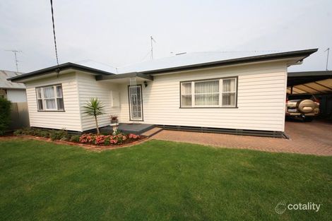 98 Bennett Rd, Horsham, VIC 3400