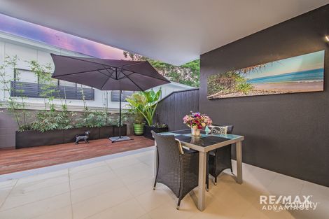 Property photo of 7/22 Bay Terrace Wynnum QLD 4178