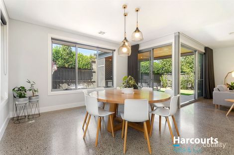 Property photo of 13 Lucindale Road Wollert VIC 3750