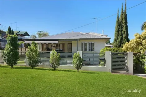 2 Corn St, Holland Park West, QLD 4121