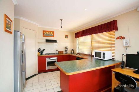 Property photo of 29 Volantis Crescent Roxburgh Park VIC 3064