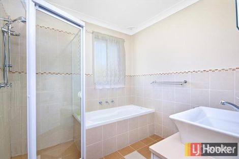 Property photo of 8 Shaw Place Prospect NSW 2148